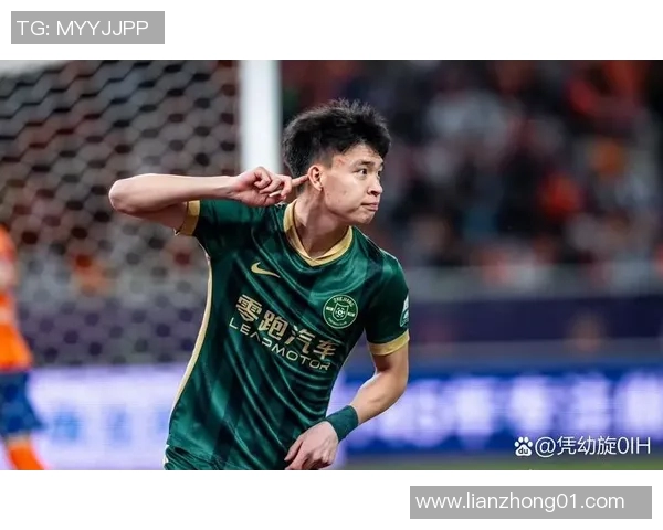 王钰栋精彩助攻助力浙江队取得关键胜利展现团队合作精神