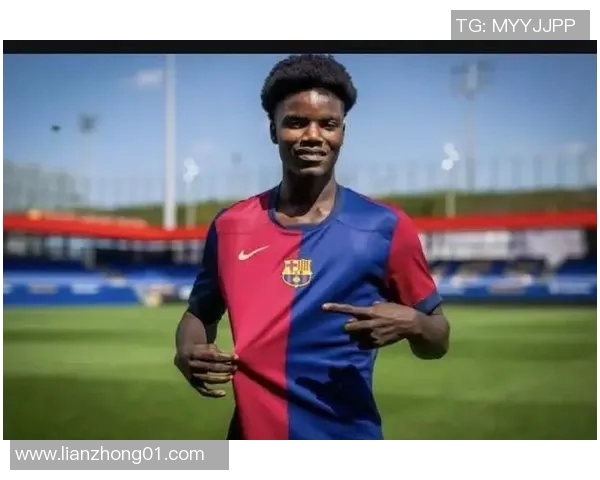 巴塞罗那签下新后卫，加强阵容实力备战下赛季