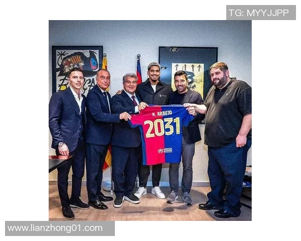 新赛季巴萨大将重伤缺阵，马德里双雄争霸情势逼近