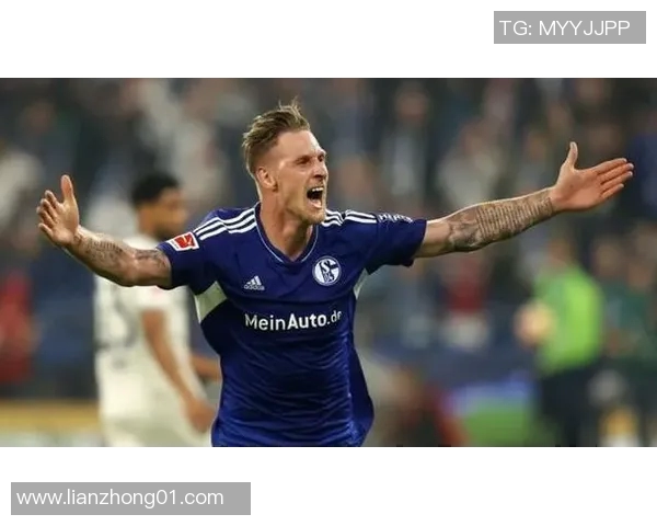 沙尔克04陷入保级泥潭，再遭失利形势堪忧